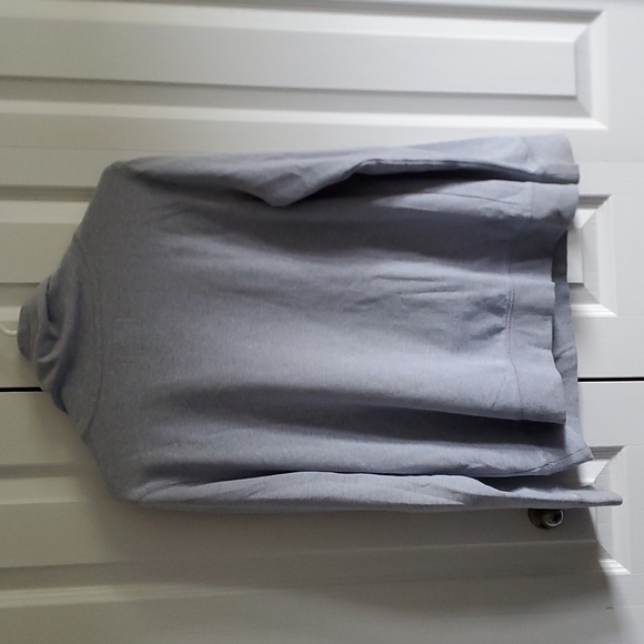 Roots sweatshirt - Picture 3 of 3